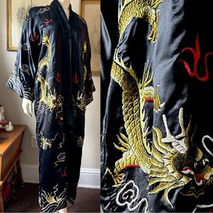 Vintage Black Dragon Embroidered Robe
